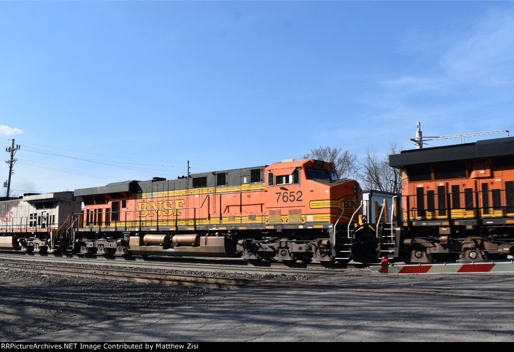 BNSF 7652